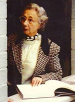 dorothy-auchterlonie-green-portrait